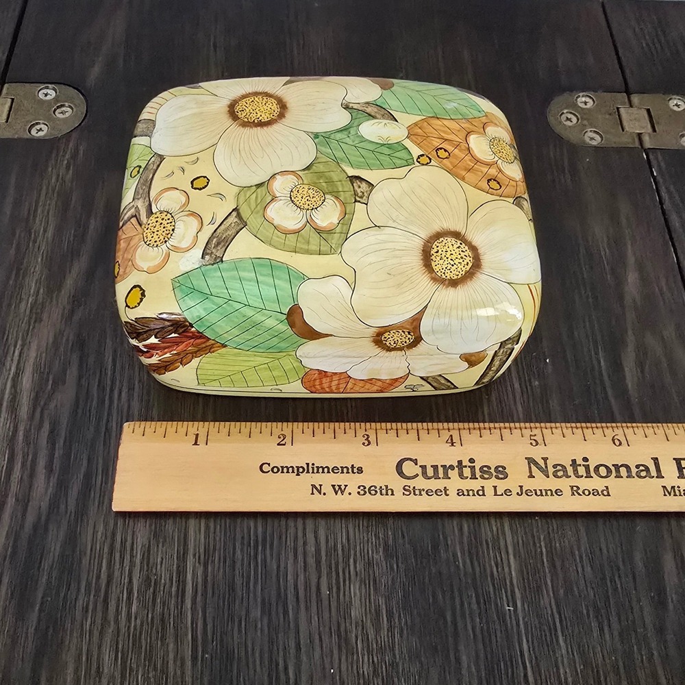 Vtg 70s Fetco Trinket Box Beige Floral Lacquered Paper Mache Cottagecore - Picture 7 of 9